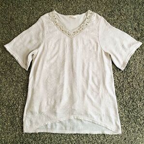 美品 スパンコール付きチュニック 裏地付 トップス アジアンテイスト ベージュ