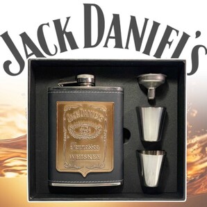 ★送料無料★「ウィスキーフラスコ/スキットル ジャック・ダニエル Old No.7 8オンス + ショットグラス + 漏斗 セット」 tface-g B T10