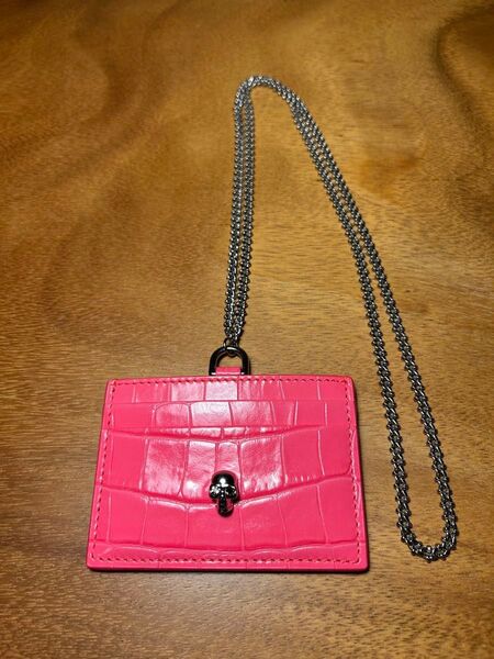 Alexander McQueen カードケース ピンク スカル クロコダイルレザー