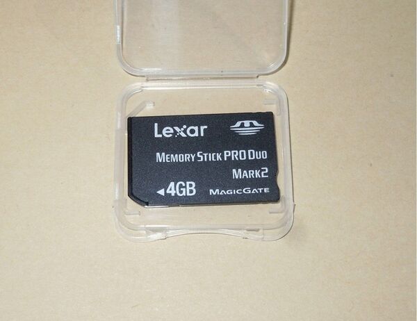 Lexar【4GB】メモリースティックPRO Duo Mark2・・◆中古動作品