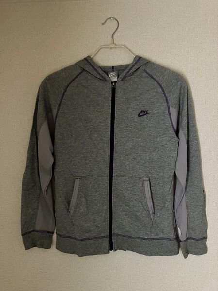NIKE フード パーカー 薄手 160
