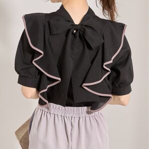新品 トッコクローゼット 2way リボンとフリルのブラウス ( M )