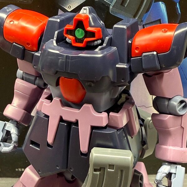 ガンダム ガンプラ HGUC MS-09F ドムトローペン 素組み完成品 バンダイ 赤バンダイ