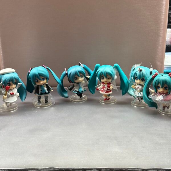 ねんどろいどぷち フィギュア ボーカロイド 初音ミク6種セット売り 中古品