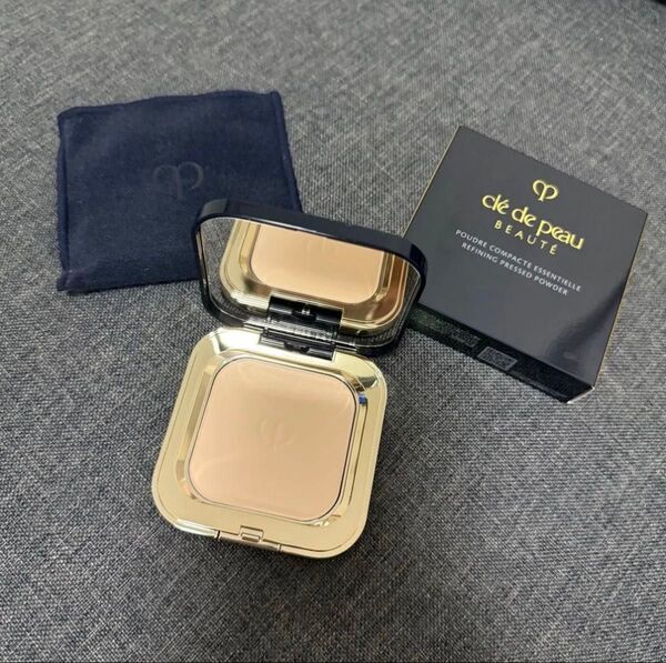 【ほぼ未使用品】クレ・ド・ポー ボーテ エサンシエルn
