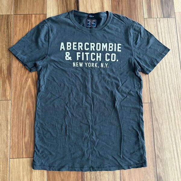 Abercrombie & Fitch 半袖Tシャツ