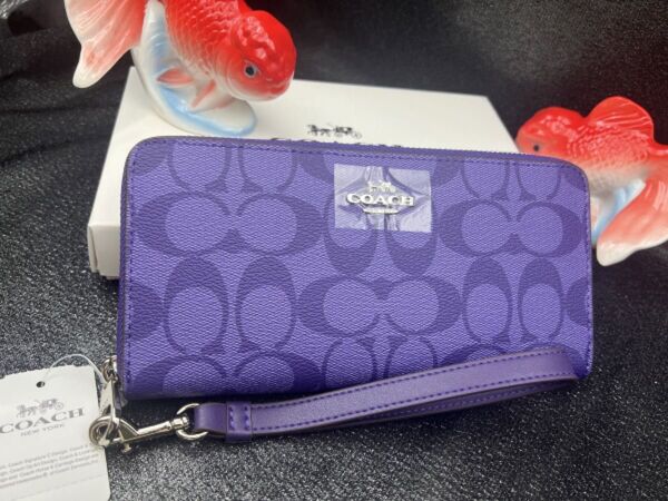 COACH 財布 コーチ長財布 財布 レディース 新品 ギフト シグネチャー ジップ アラウンド ウォレット プレゼント パープル