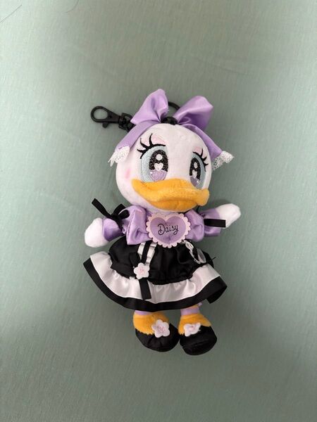 ディズニーストア デイジー Doll Style ぬいぐるみキーチェーン ディズニー