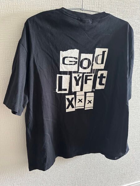 TシャツLYFT