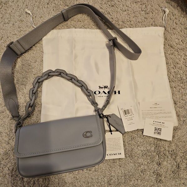 チャーターフラップクロスボディ 18 グレー ショルダーバッグ COACH