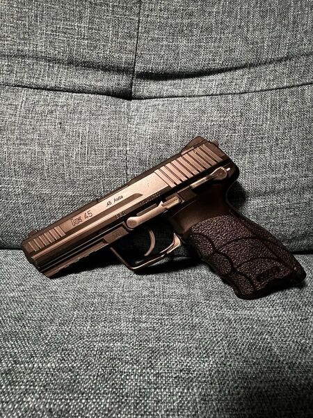 東京マルイ HK45 ガスブロ ロングマガジン付き