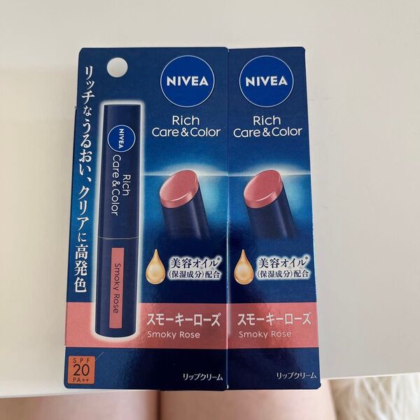ニベア カラーリップ スモーキーローズ リップクリーム