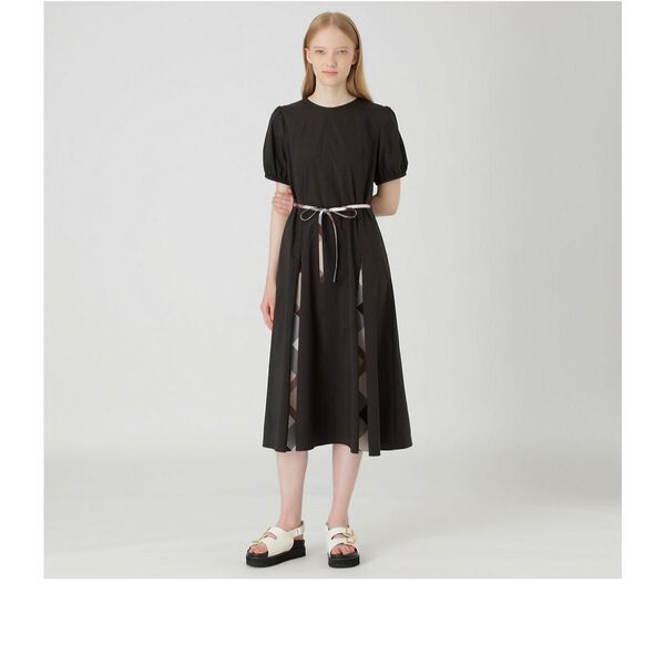ブルーレーベルクレストブリッジ シルキータフタドレス