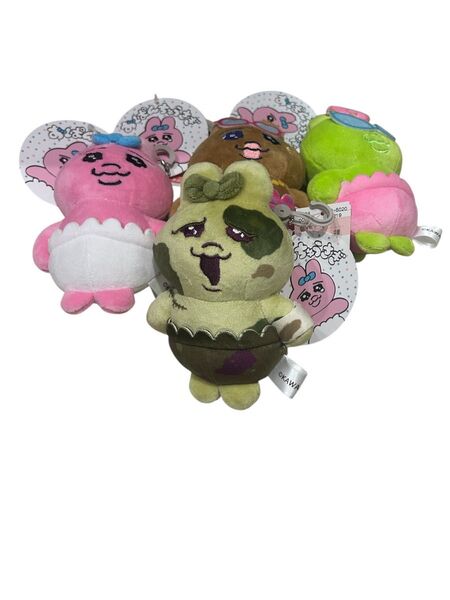 4種セット おぱんちゅうさぎ ぬいぐるみチャーム しまむら コンプリート