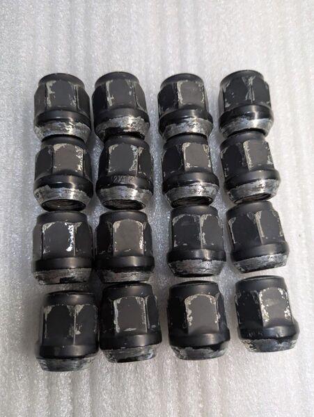ホイールナット!M12×P1.5テーパー60高さ25mm19HEX!