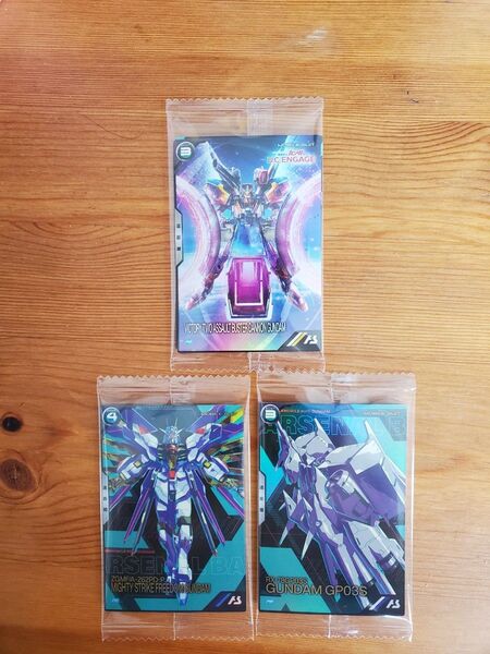 ガンダムアーセナルベース V2アサルトバスターキャノンガンダム マイティーストライクフリーダムガンダム 試作3号機 プロモ