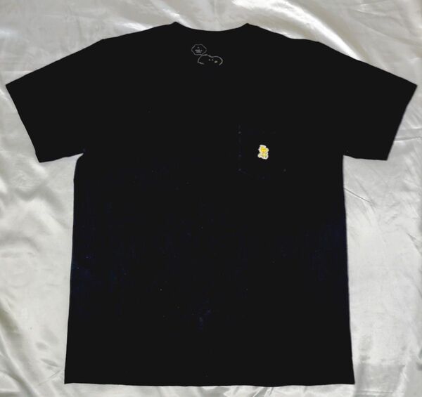 【限定セール】《ユニクロ》KAWS×PEANUTSコラボ ワッペン刺繍Tシャツ XLサイズ