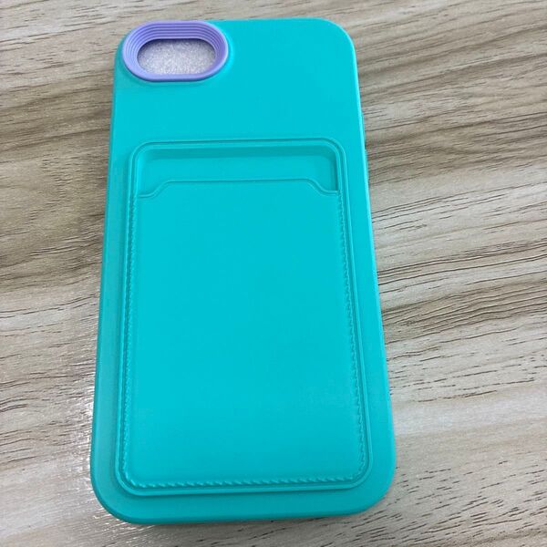 iPhone7/8/SE スマホケース カード入れ付き グリーン 新品