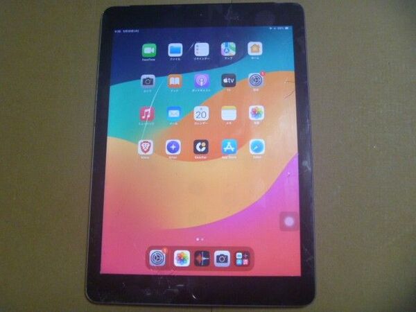 iPad 第6世代 SIMロック解除済み Wi-Fi+Cellular 判定◯ iPadを探すを解除してから初期化済み ジャンク品