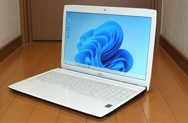 FUJITSU AH45/S Core i3 ブルーレイ webカメラ bluetooth メモリ8G HDD750G Win11