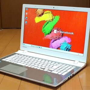TOSHIBA T55/VG Core i3 ブルーレイ webカメラ bluetooth フルHD メモリ 8G HDD 1TB