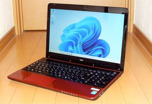 NEC LS350/S Core i3 ブルーレイ webカメラ bluetooth メモリ 8G HDD 750G Win11