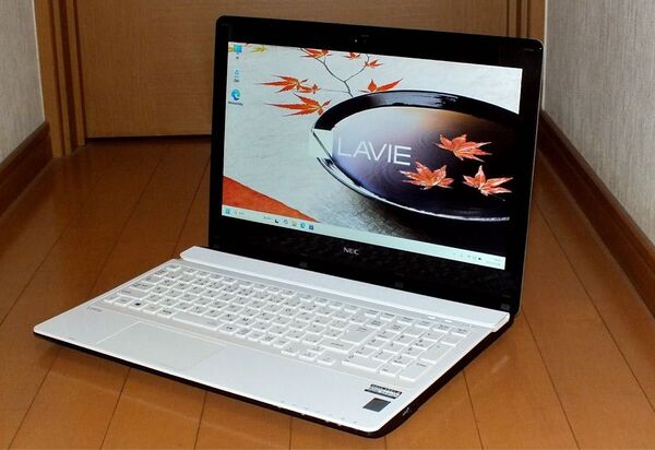 NEC NS350/A Core i3 ブルーレイ webカメラ bluetooth メモリ 8GHDD 1TB Win11