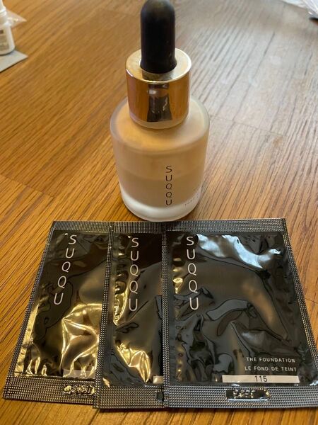 SUQQU リキッドファンデーション ヌードウェアEX 30ml サンプル付き イヴサンローラン
