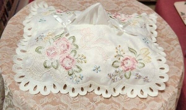 ティッシュケース ティッシュカバー 刺繍 薔薇柄 花柄 リボン レース