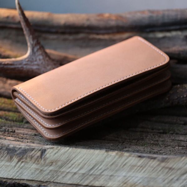 栃木レザー社 ヌメ革使用 ハンドメイド トラッカーウォレット(B級品)