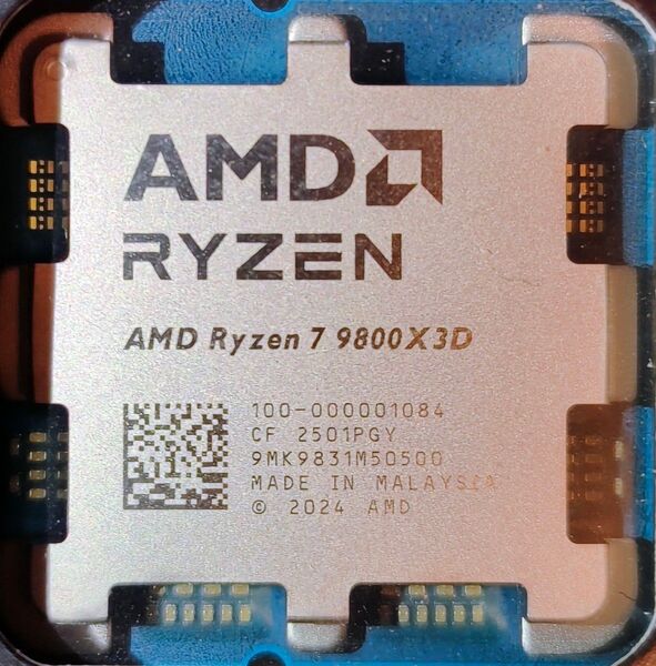 新品 AMD Ryzen 7 9800X3D バルク品