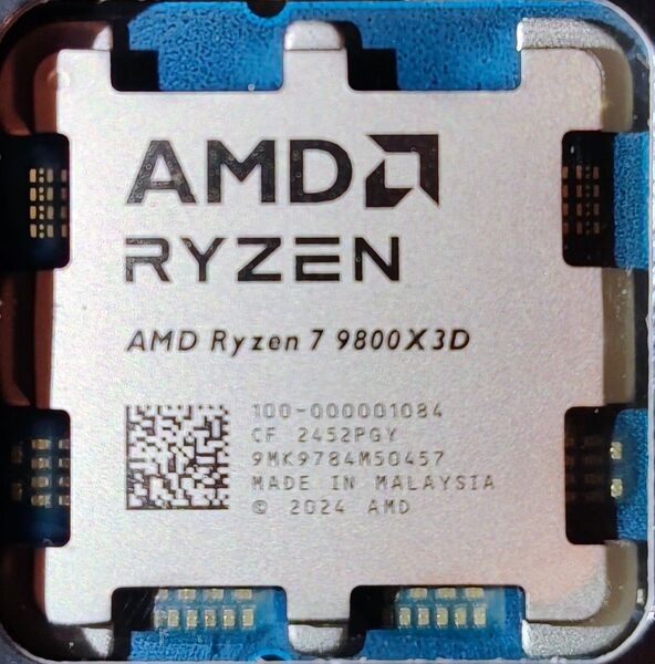 新品 AMD Ryzen 7 9800X3D バルク品