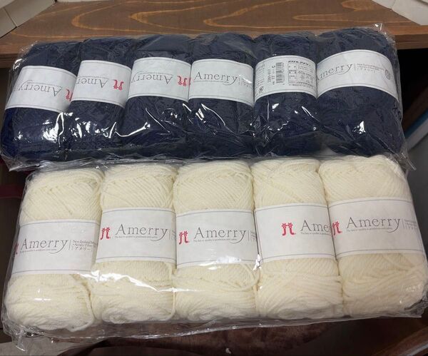 ユザワヤ購入 ハマナカ Amerry アメリー ネイビー 紺色 毛糸 6玉 生成色 毛糸 5玉 計11玉セット 並太 未使用