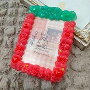 ハンドメイド B8縦 硬質ケース ケースデコ ホイップデコ 推し活 苺