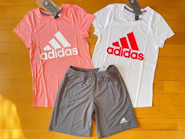 新品未使用 adidasアディダス 130 快適ビッグロゴ半袖Tシャツ 2枚 (ピンクホワイト)・パンツ (グレー)上下 ガールズ