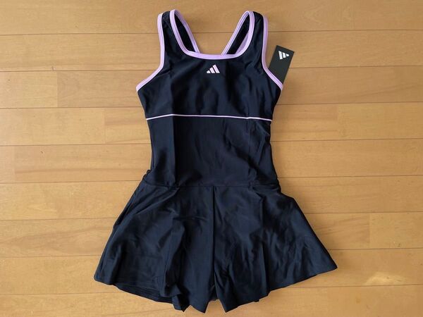 新品未使用 150 adidasアディダス 丈夫で快適!! スカート付スクール水着 ブラック黒/ライトパープル ガールズ ジュニア