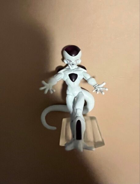 ドラゴンボール フィギュア フリーザ 最終形態 HG