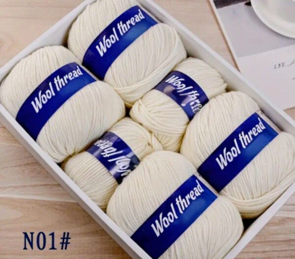オーストラリア産ウール70% 毛糸 パールホワイト 500g 大容量 お買い得