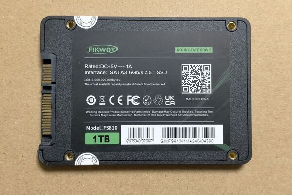 Flkwot FS810 SATAIII 2.5インチサイズ SSD 1TB 訳あり品