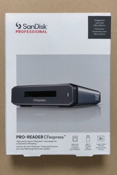 サンディスクプロフェッショナル CFExpressカード用メディアリーダー PRO-READER CFExpress