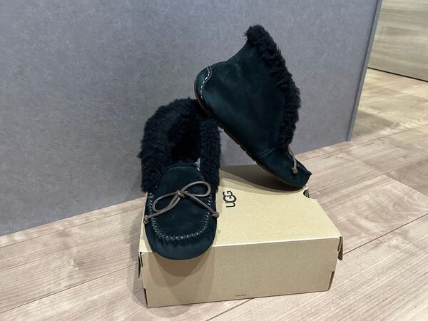 UGG アグ ブラック ムートンブーツ アレーナ 24cm 美品