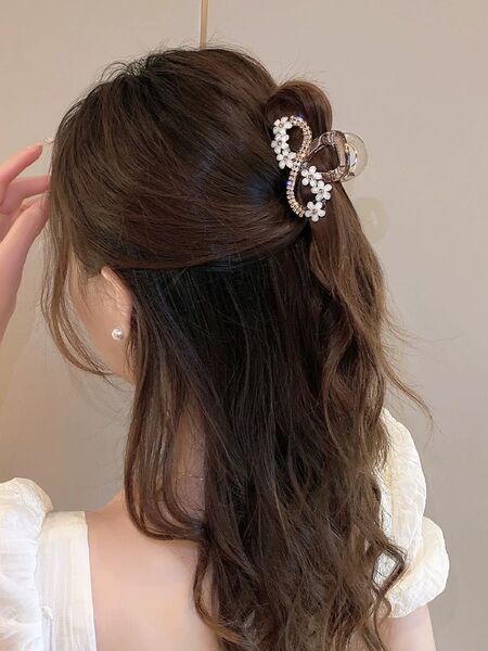 リボン 小さな花 ヘアクリップ キラキラ ヘアアクセサリー 髪留め 髪飾り 可愛い ヘアークリップ ハーフアップ 小さめ