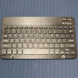ワイヤレスキーボード Bluetooth キーボード 黒