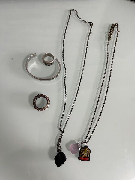 ネックレスセット 天然石とチャーム付き 指輪 リング バングル アクセサリー リング