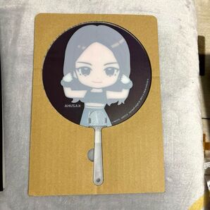 LE SSERAFIM カズハ ガチャガチャ うちわ