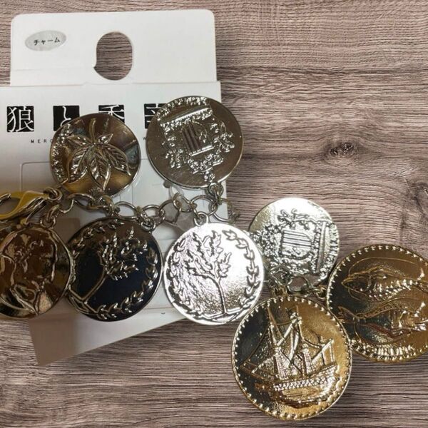 狼と香辛料 バッグチャーム キーホルダー アベイル