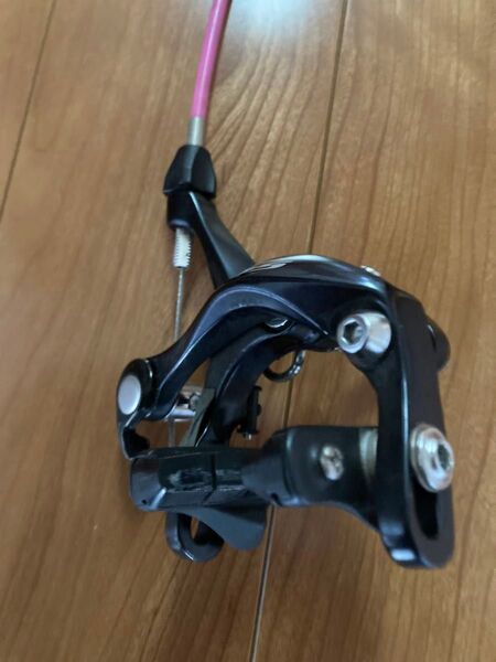 SHIMANO シマノ ブレーキキャリパー BR-R7000 105 ピンクケーブル付き