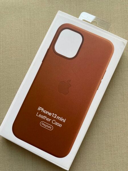 正規品未使用iPhone 13 mini レザーケース ゴールデンブラウン