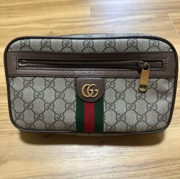 【美品・正規品】GUCCI ショルダーバッグ