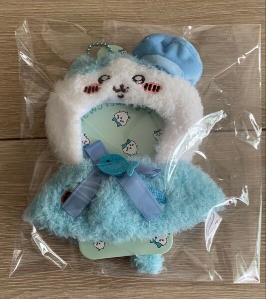 ハチワレちゃんぬいぐるみコスチューム &コカコーラ ちいかわ クリスマスソックス&ボールオーナメント 綾鷹 セット
